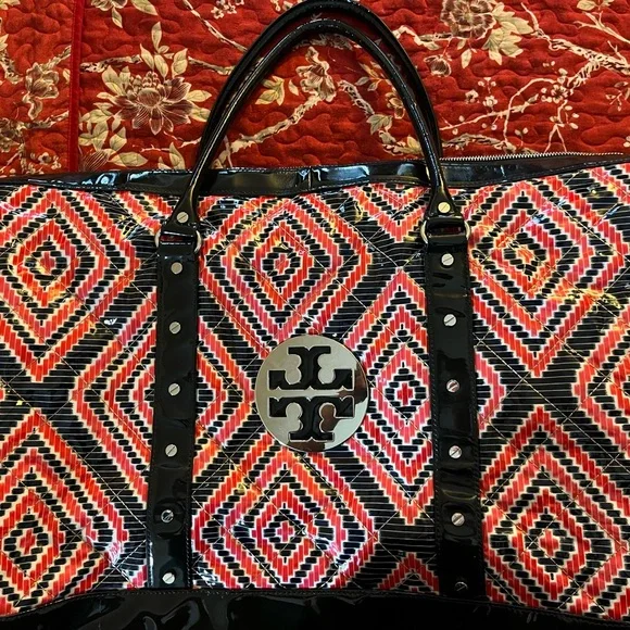Tory Burch  Travel Bag Large Red and Black Geometric - Picture 12 of 16